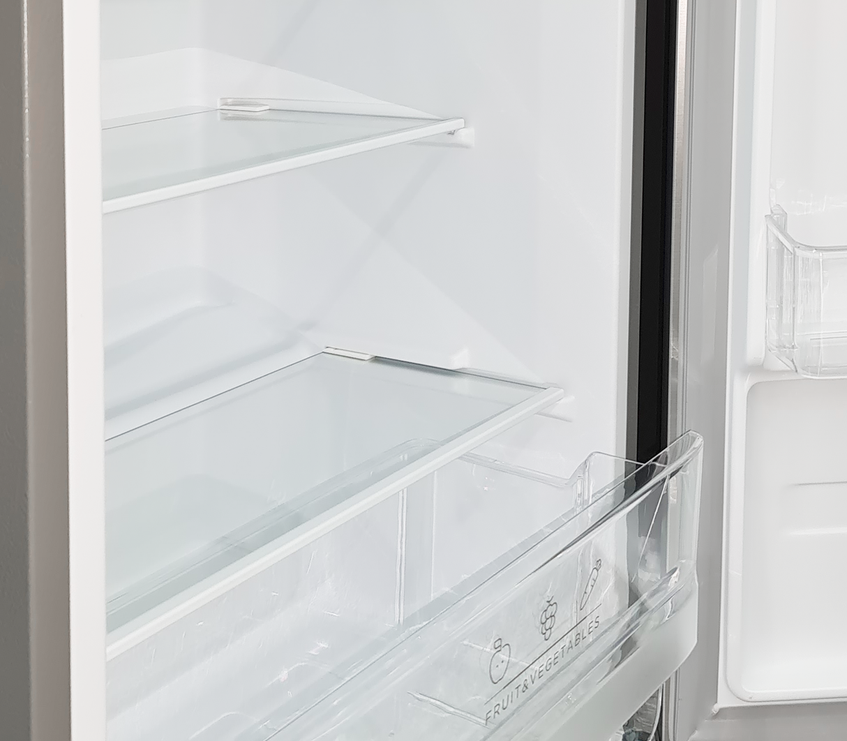 Nevera 207 litros semi escarcha Top Mount Omega Electronics