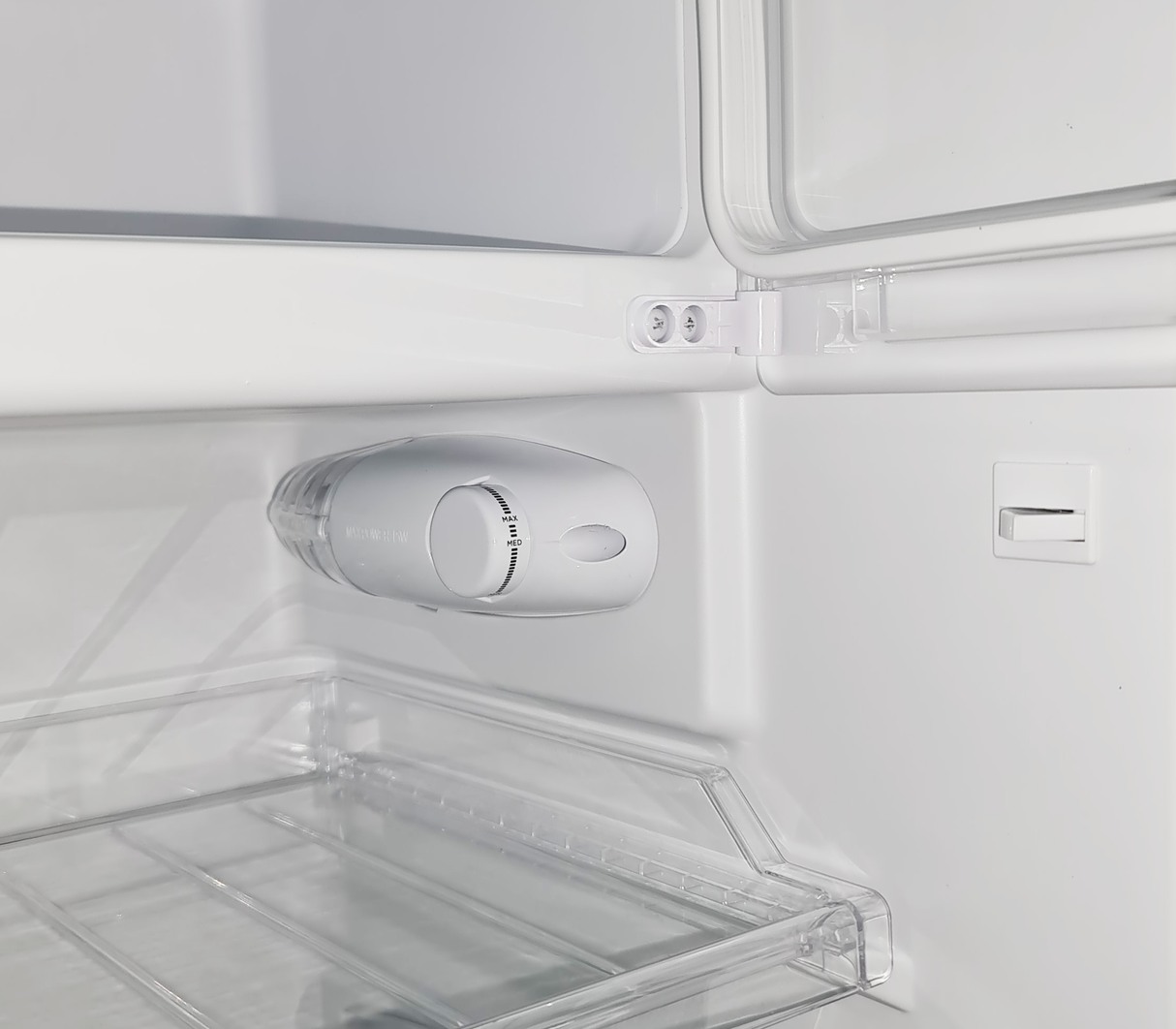 Nevera c/dispensador 187lts gris Frigilux