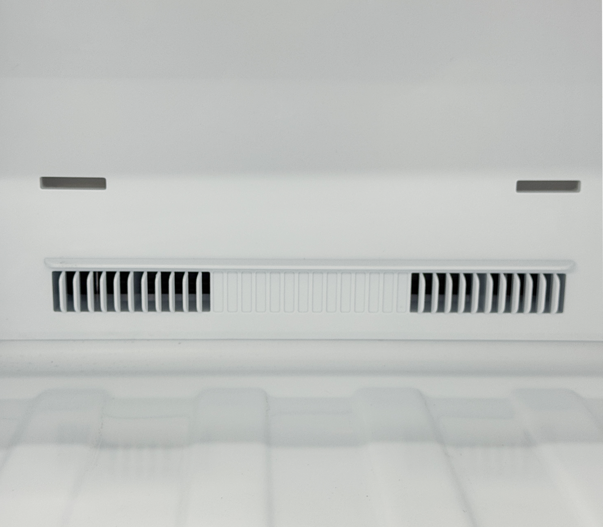 Nevera Top Mount 10 Pies (250 LTS) S/Escarcha 110v Blanco TCL