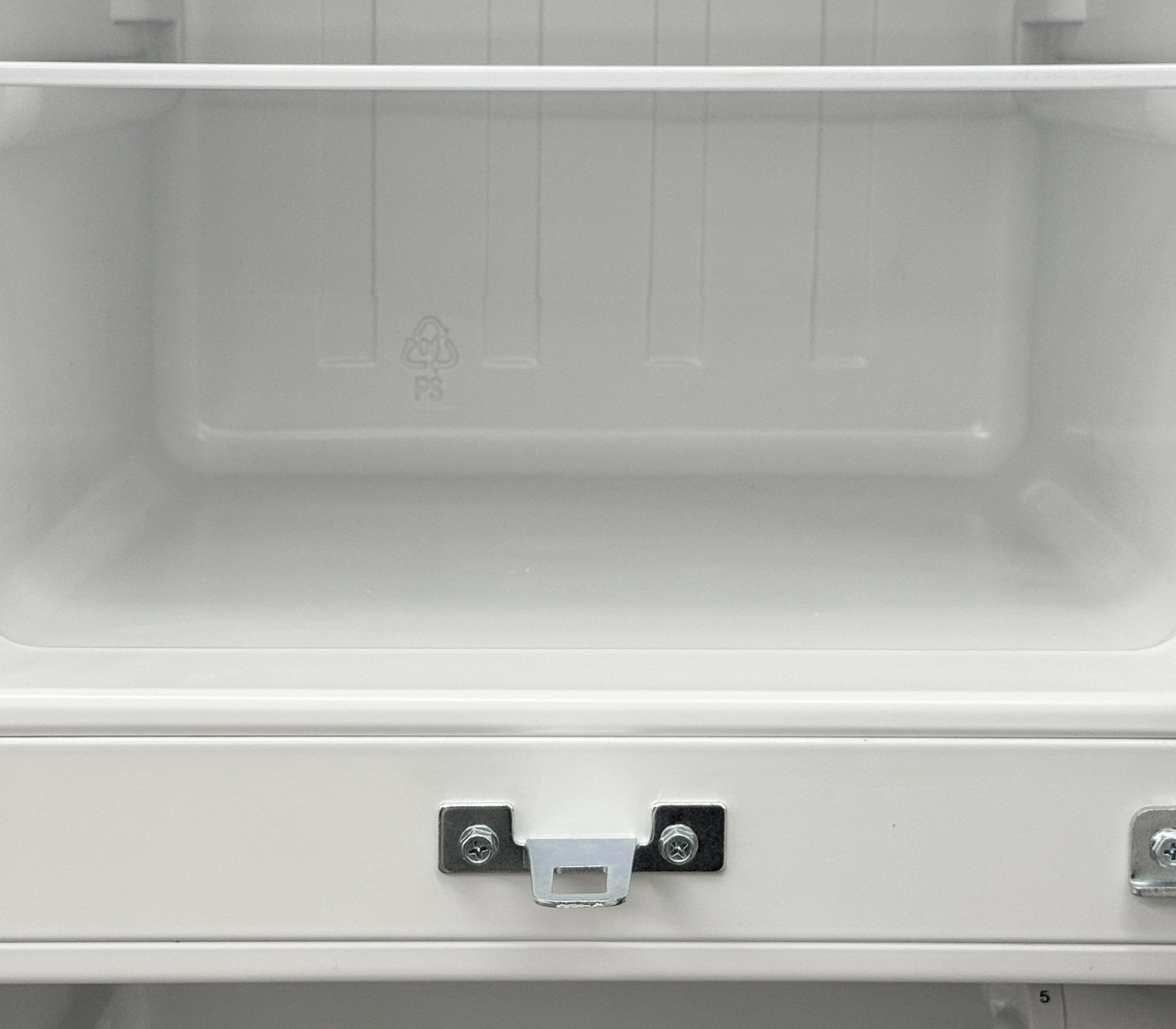 Nevera 2 puertas 7.2" 192lts negra Royal