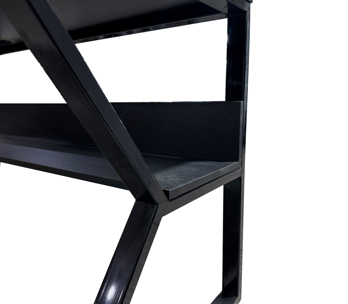 Mesa de computadora en base de metal c/tope en melamina negro Powerfik