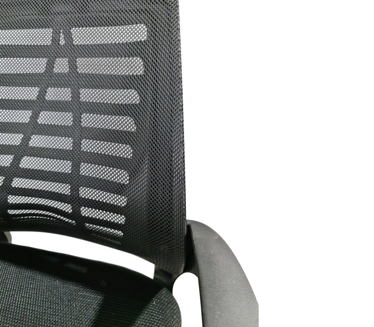 Silla de oficina ergonómica ajustable y giratoria con respaldo alto y soporte lumbar negra Powerfik