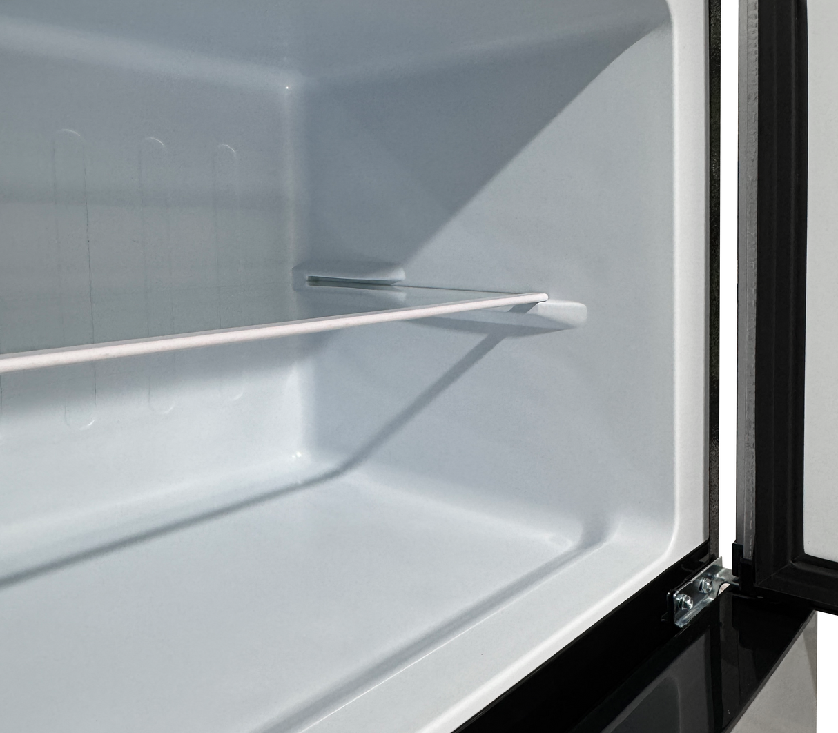 Nevera 180L semi escarcha silver Titanic