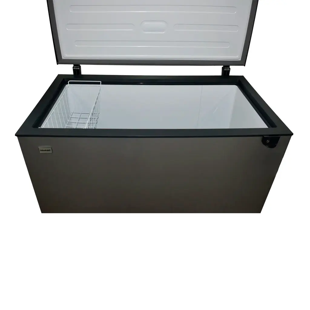 9.Congelador horizontal 300 litros gris Newkool_.webp